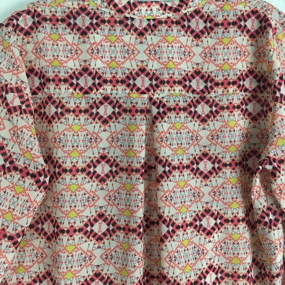 HD in Paris Anthropologie Kaveri Henley Blouse in Multicolor - Picture 6 of 10